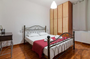 Cozy 2 bedroom apartment in Piraeus